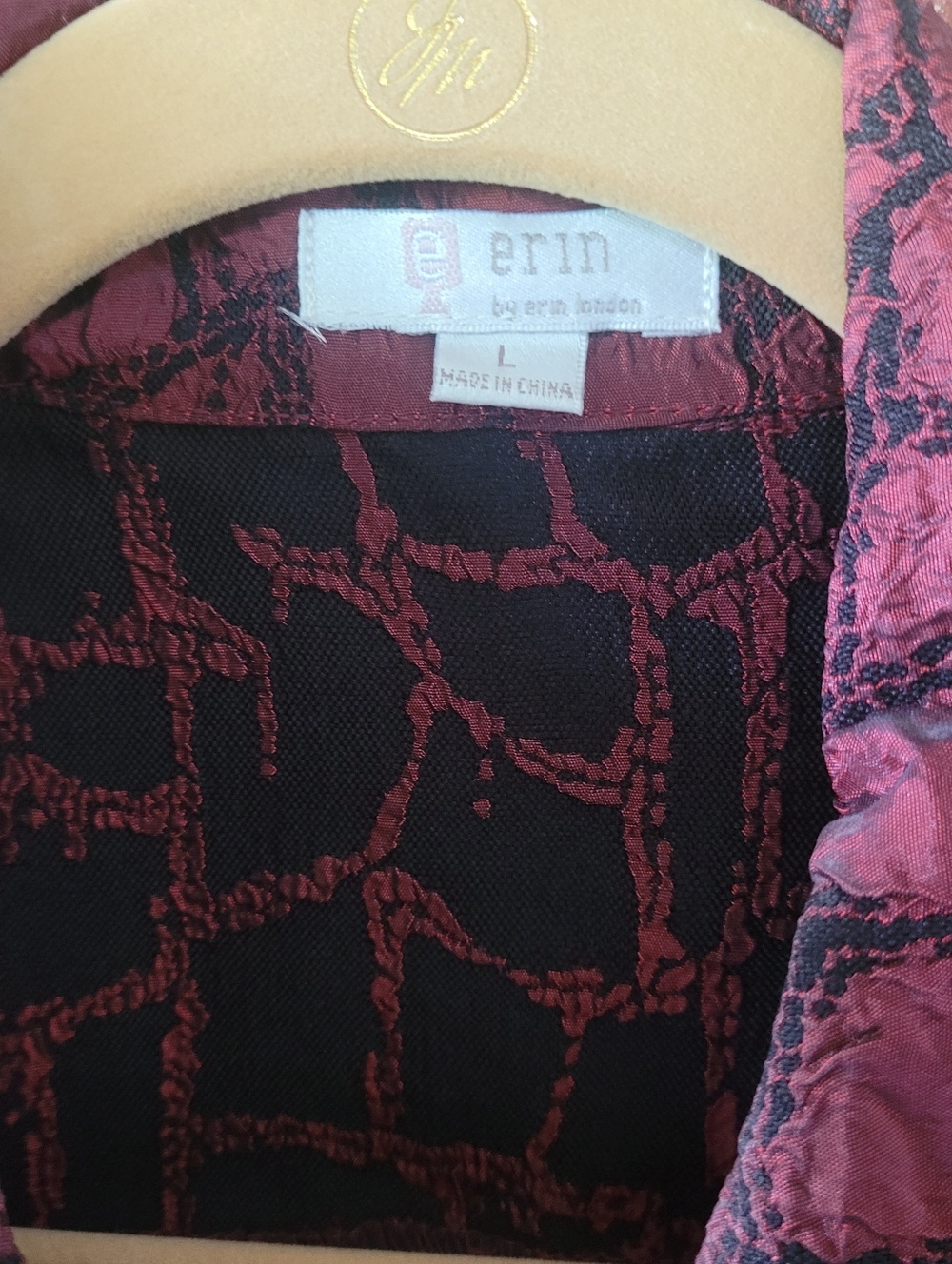 Women's Textured Red Pattern Jacket - Picture 7 of 7